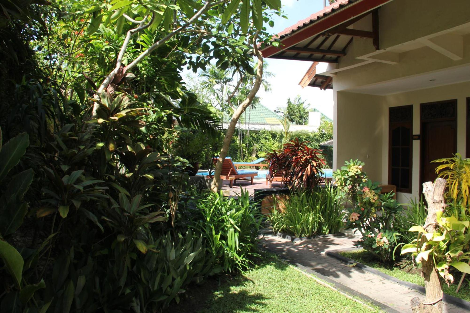 Seminyak Paradiso Hotel Oda fotoğraf